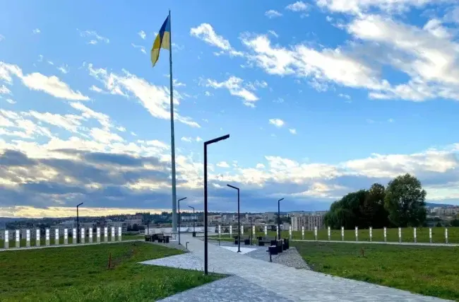 Алея Героїв