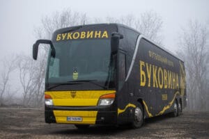 Брендовий автобус ФК "Буковина"