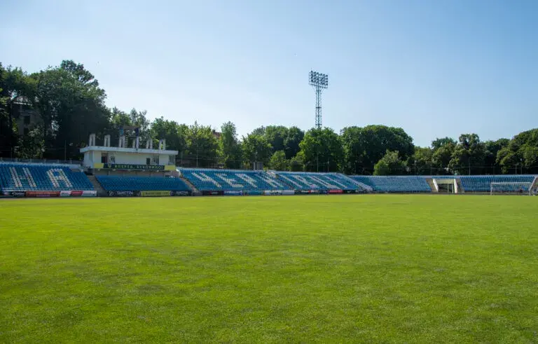 Стадіон "Буковина"