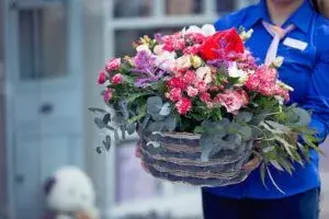 Оперативная доставка цветов в Киеве, которая сделает день особенным
