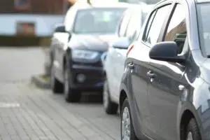 Паркувальний майданчик