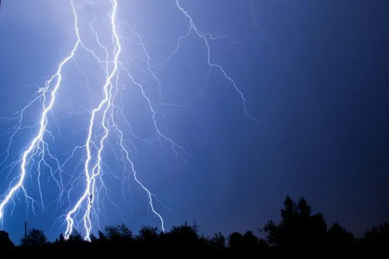 14 вересня у Чернівцях прогнозують дощі та грози