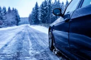 Hankook випустила дві нові зимові шини Winter i*Cept iZ3 W636