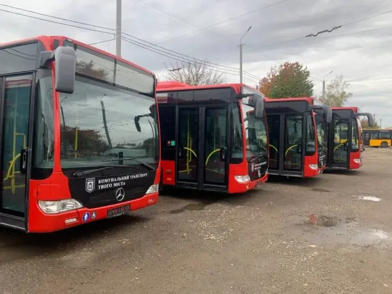 Автобуси ЧТУ