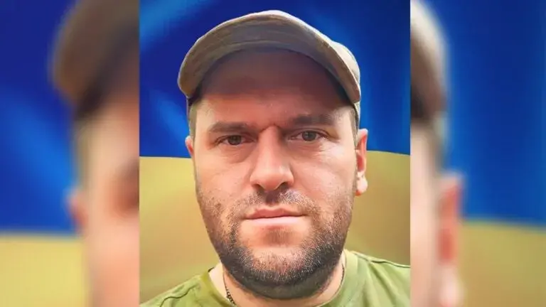 У Чернівцях прощаються з військовим Сергієм Ушицьким