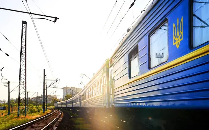 "Укрзалізниця" змінює графік руху поїздів на Буковині