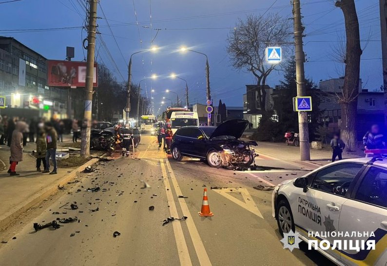 Автотроща в Чернівцях Автотроща в Чернівцях