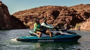 Безпека на воді з гідроциклом Sea-Doo GTX Limited 325: новітні функції для захисту користувача