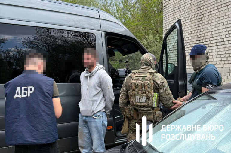 На Буковині глава ВЛК за 10 тисяч доларів підписував "липові" довідки