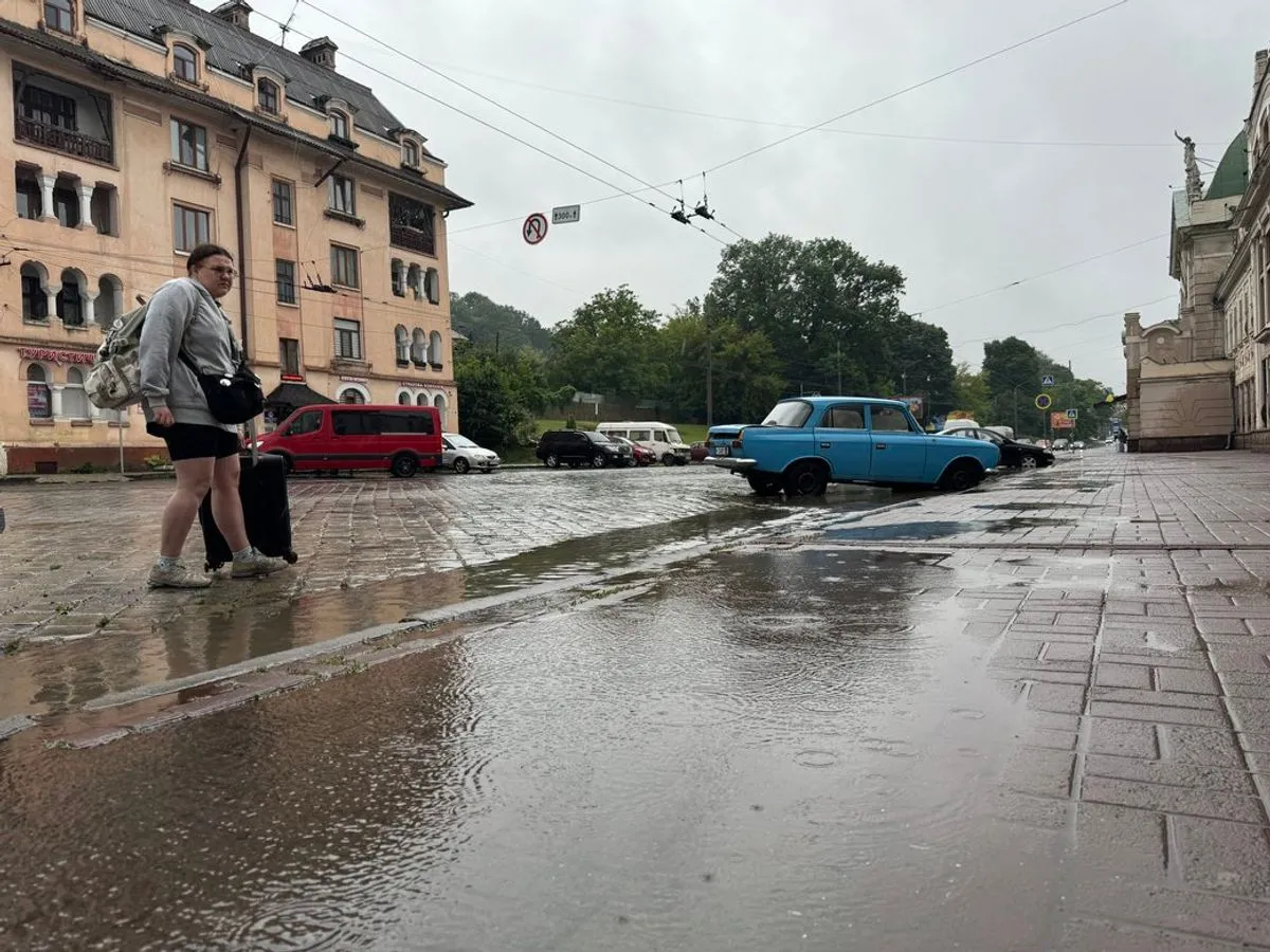 У Чернівцях пройшов справжній потоп У Чернівцях пройшов справжній потоп