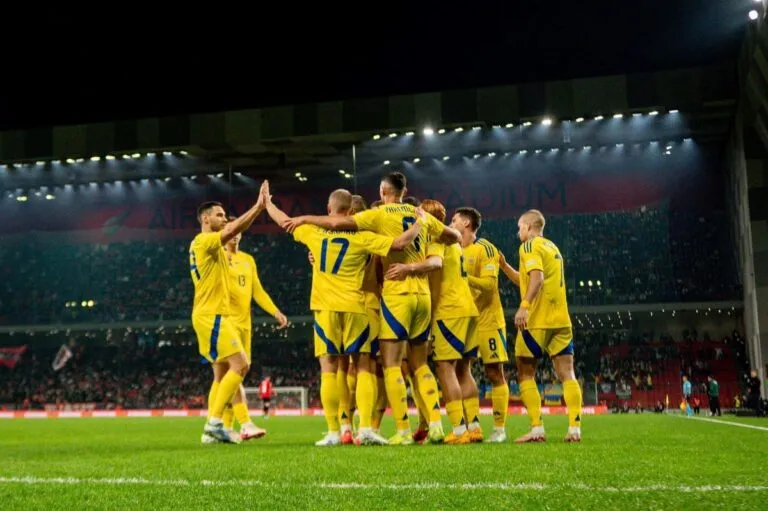 Збірна України з футболу