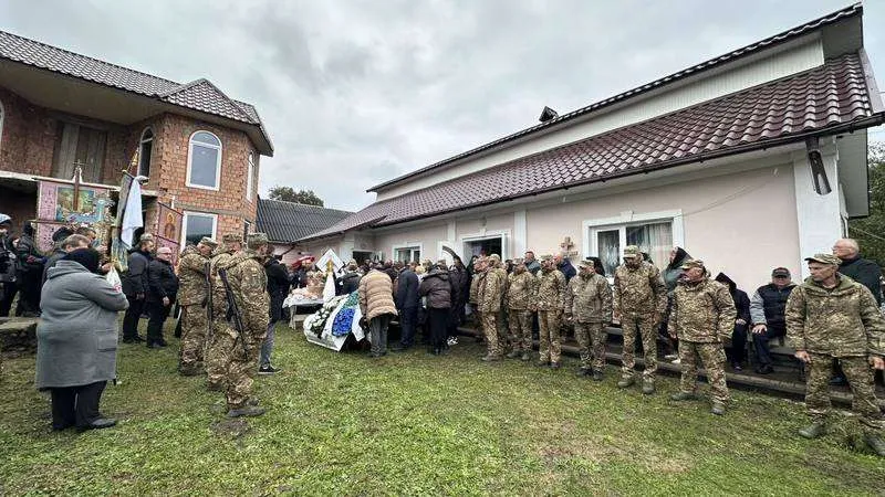 На Буковині в аварії загинув 25-річний нацгвардієць Олексій Сороцький