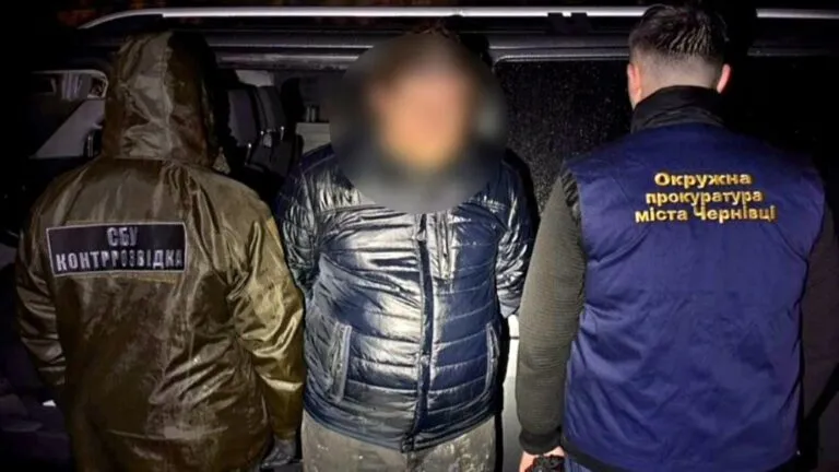 На Буковині священника УПЦ МП підозрюють у переправленні військовозобов’язаних за кордон