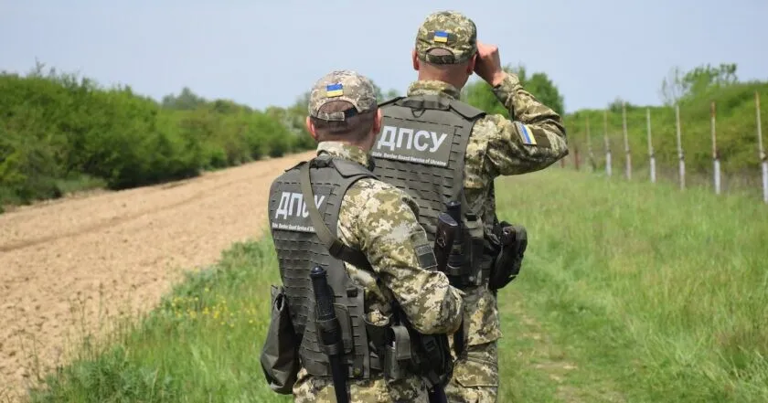 Щонайменше 70 чоловіків загинули, тікаючи з України через кордон