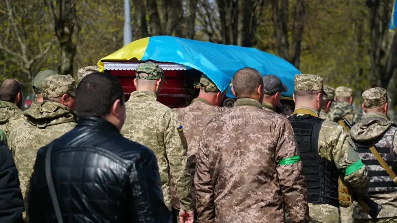 Чернівці прощаються з Героями: Буковина втратила двох захисників, які віддали життя за Україну