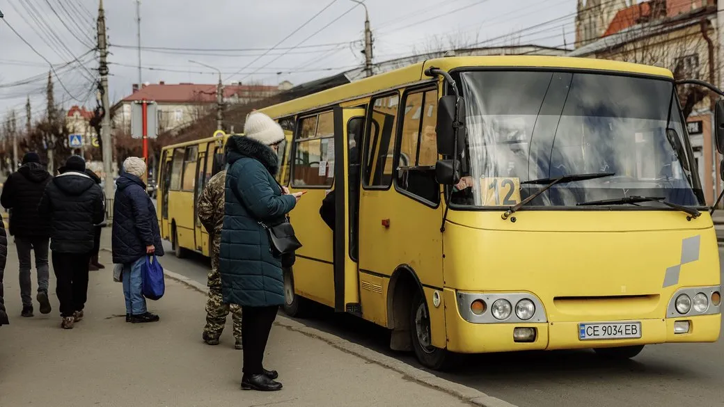 Компроміс для пасажирів: в Чернівцях планують запустити новий маршрут, який з'єднає два мікрорайони