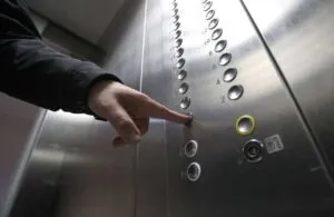 На 30% злетить вартість обслуговування ліфтів у Чернівцях
