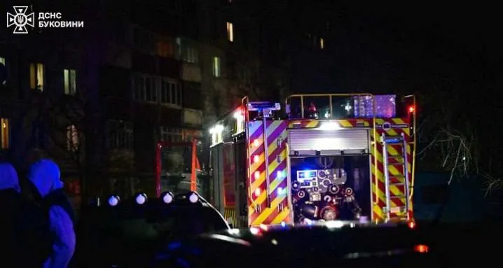 Палала багатоповерхівка в Чернівцях: все що відомо на цей час