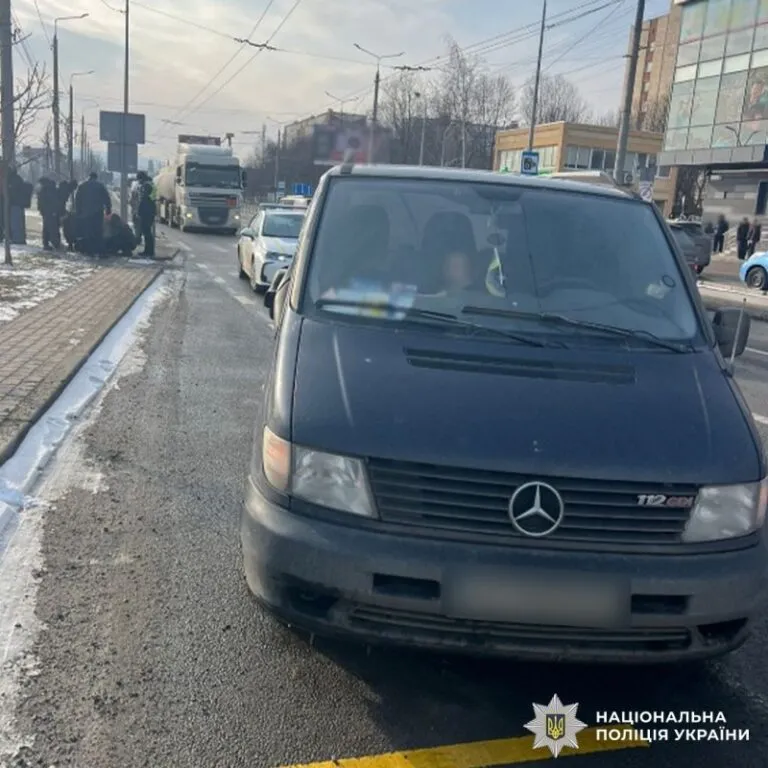 Збили дитину на пішохідному переході в Чернівцях: все що відомо на цей час