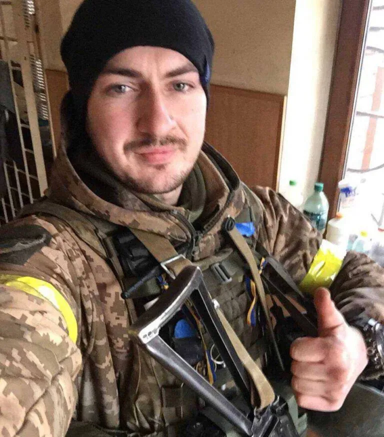 Після чотирьох років неволі додому повертається буковинець Георгій Корнут