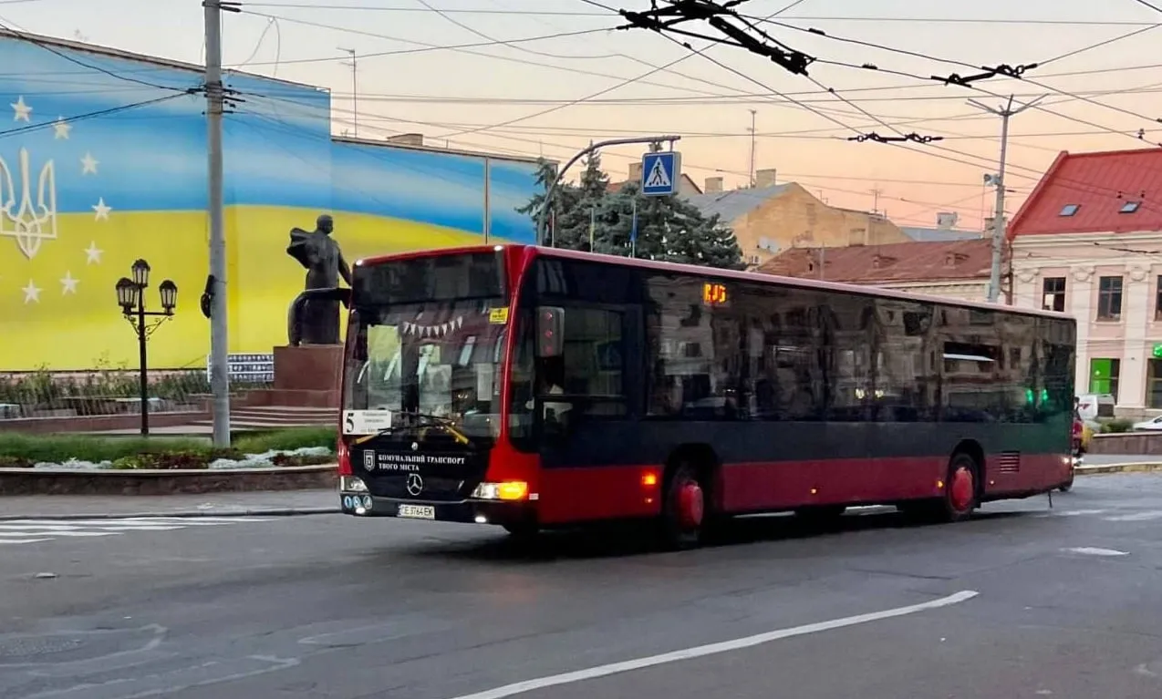 Зміниться вартість проїзду: у Чернівцях встановили новий тариф на автобусні перевезення
