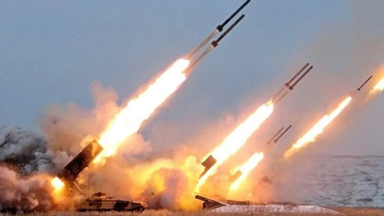 Ворог готує масований удар дронами та ракетами: буковинців  попереджають про затяжні тривоги