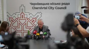 Багаті люди у Чернівцях масово не платять за воду: мер Клічук поділився статистикою
