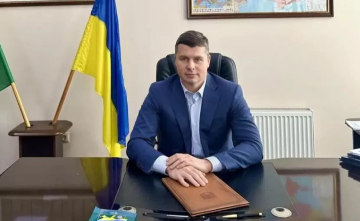 Квартири в Печерську та бізнес дружини: декларація очільника Чернівецької митниці