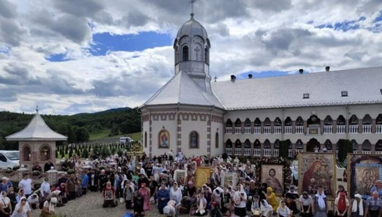 Правоохоронці покарали організатора хресної ходи УПЦ МП на Буковині