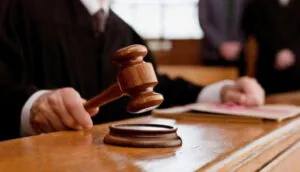 Співали гімн СВО та чекали на росію: двом чернівчанам оголосили вирок