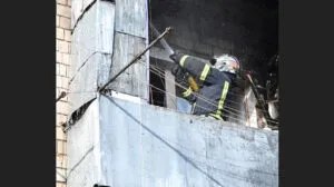 Пожежа в багатоповерхівці Чернівців: 36 людей евакуювали через готування на балконі