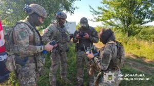 Стрілянина в Їжівцях на Буковині: що з пораненими поліцейськими і чи впіймали стрільця