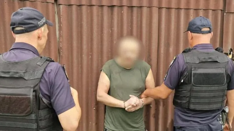 Відкрив вогонь по поліцейських під час обшуку: стрільцю з Їжівців обрали запобіжний захід