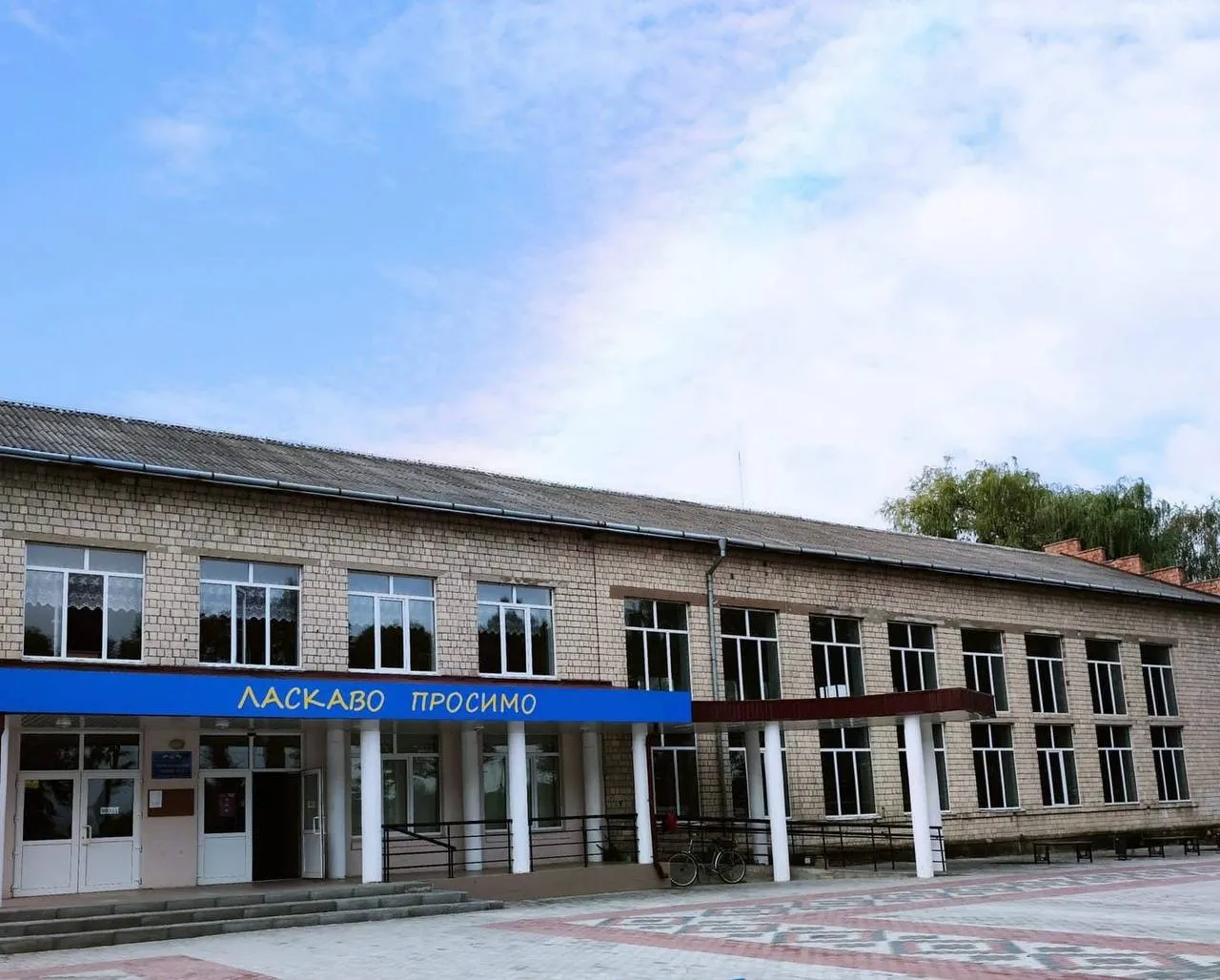 Понад 11 мільйонів на новий дах: у Чернівцях відремонтують ліцей №21