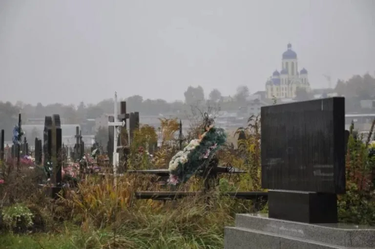 У Чернівцях закінчуються місця на кладовищах: що планує міська влада 